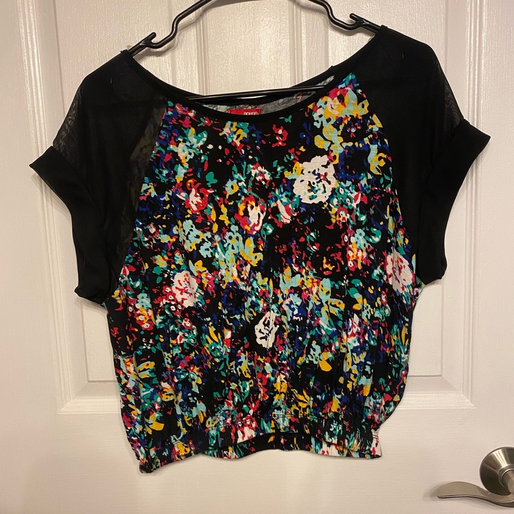 Super cute and comfortable top